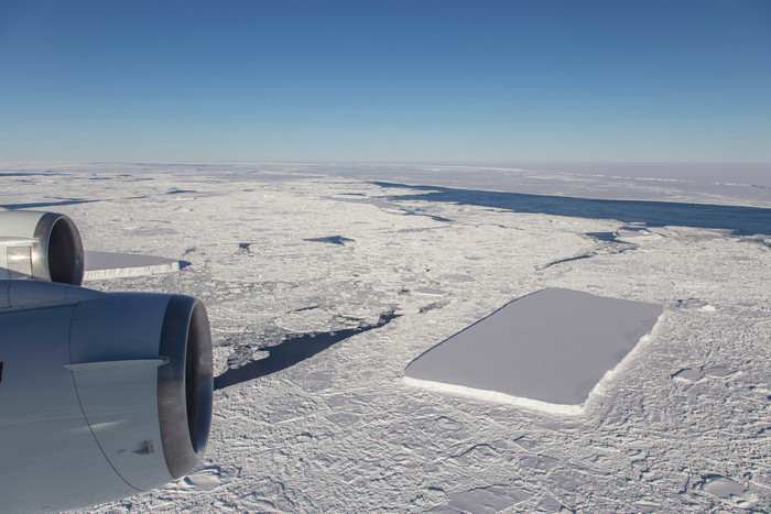کوه یخی، کریوسفر، یخ کره، محیط زیست، ناسا، ice bridge